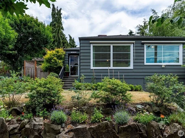 7018 8th Avenue NE, Seattle, WA 98115