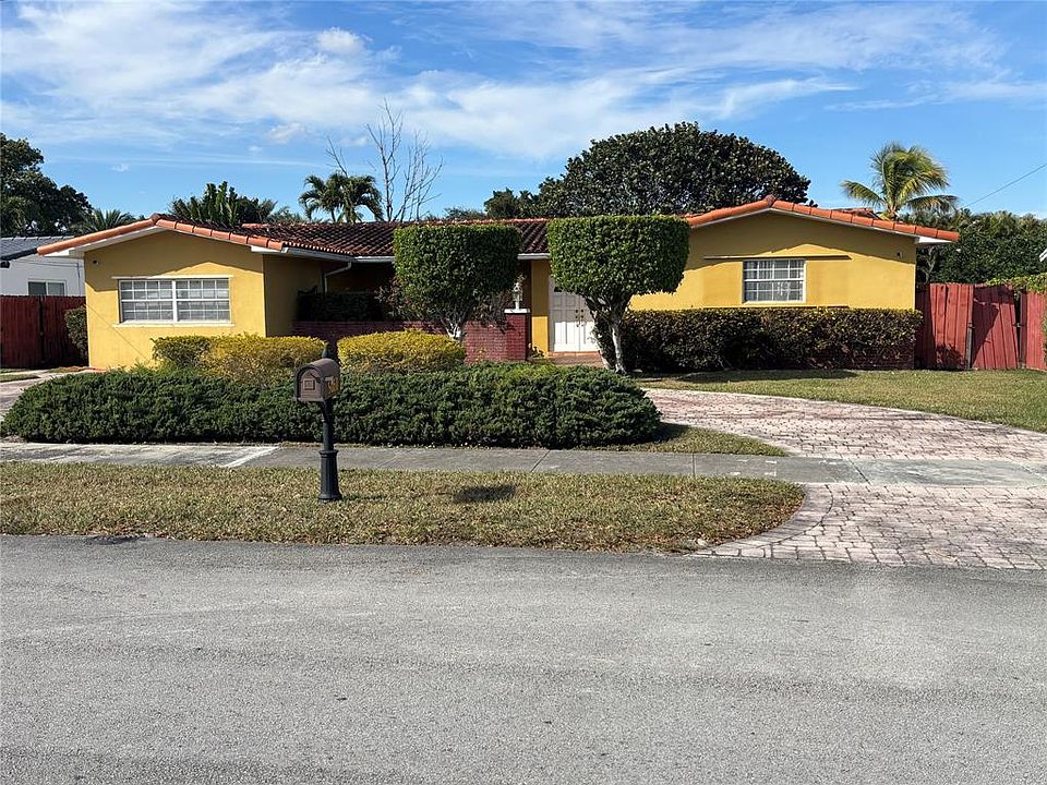 1st image of 9261 SW 68th St