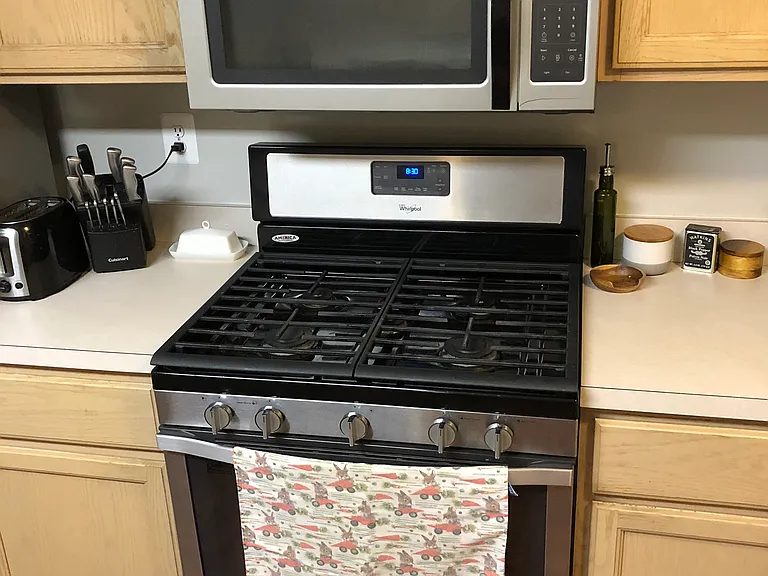 212 Edge Creek Ln — Photo 16