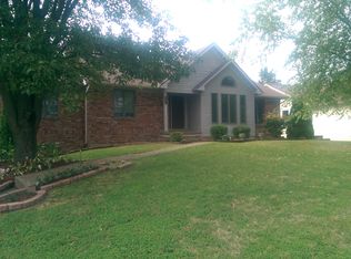 4417 Erin Dr, Floyds Knobs, IN 47119