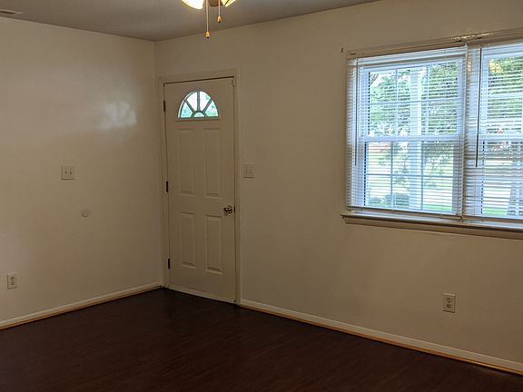 5th image of 1639 Withersea Ln