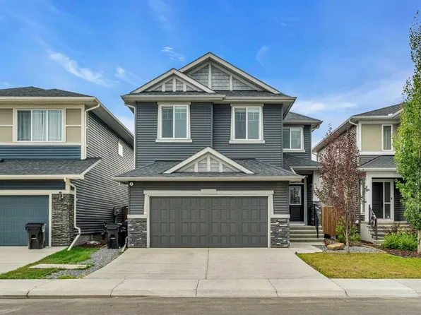 49 N Creekside Ave SW, Calgary, AB T2X 4A9