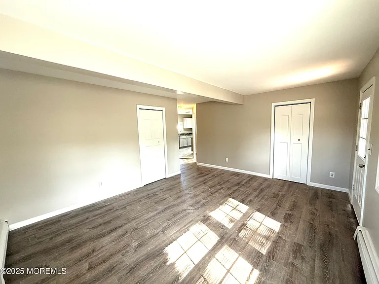 410 Bay Way — Photo 11