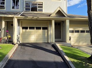 1337G Moanalualani Way #11G, Honolulu, HI 96819