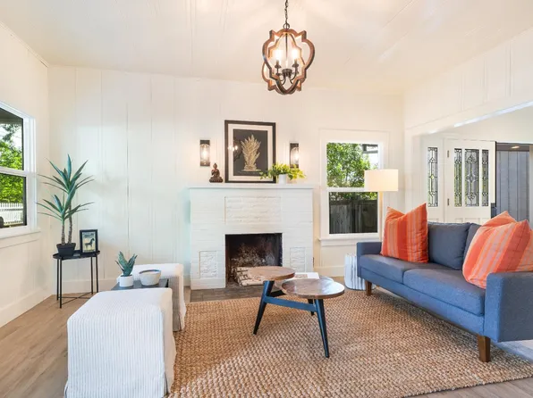 444 Mason Street, Healdsburg, CA 95448