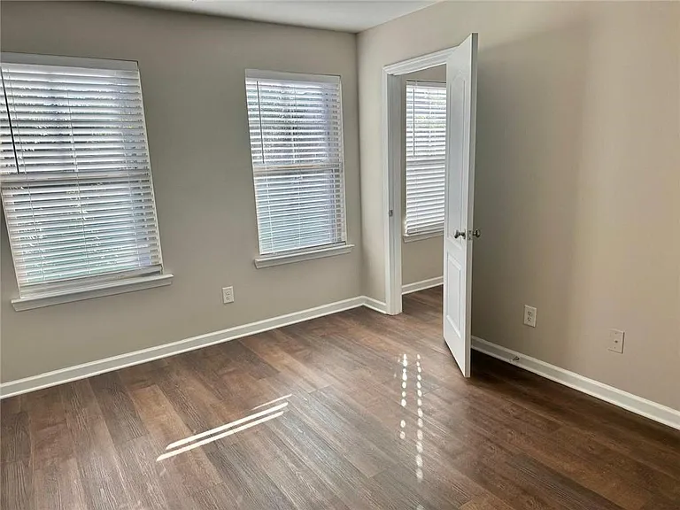 1958 Paxton Ridge Ln — Photo 15