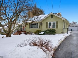 13 Iroquois Ave, Parsippany-Troy Hills Twp., NJ 07034