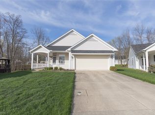 17674 River Valley Blvd, North Royalton, OH