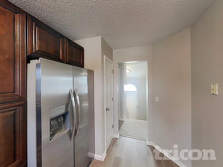 404 Remington Ct — Photo 6