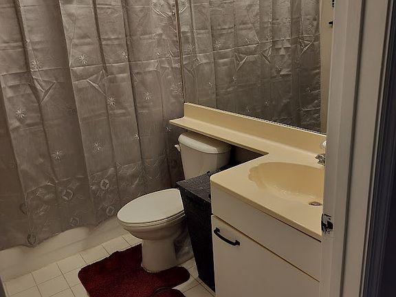 2nd image of 5465 Monterey Cir