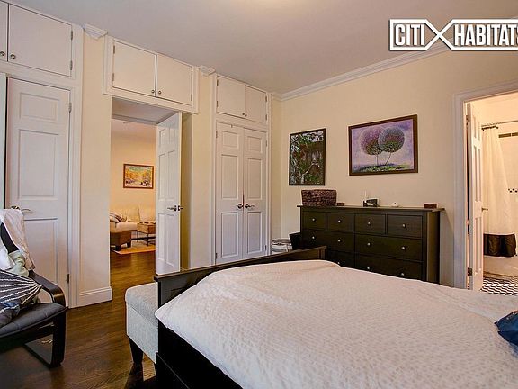 5th image of 22 W 77th St APT 42
