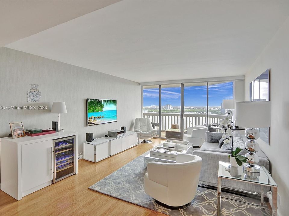 1st image of 1000 Island Blvd #2812