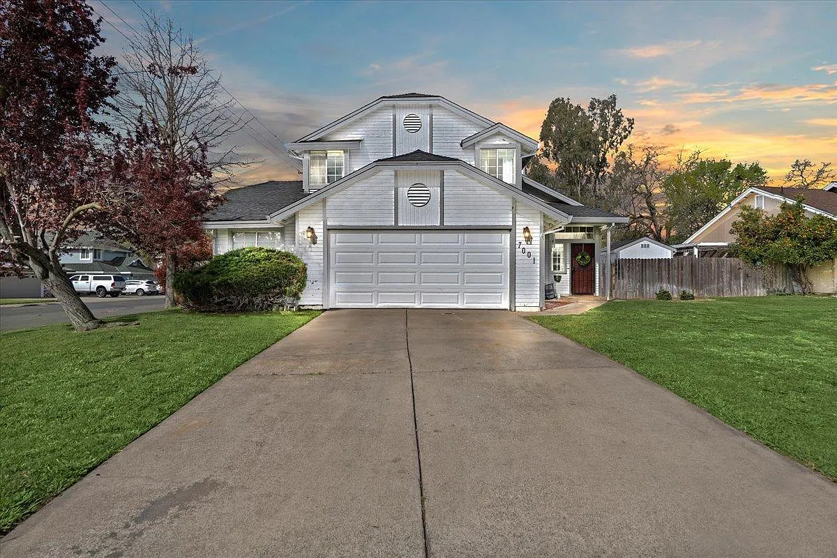 7001 Castle Creek Way photo 1