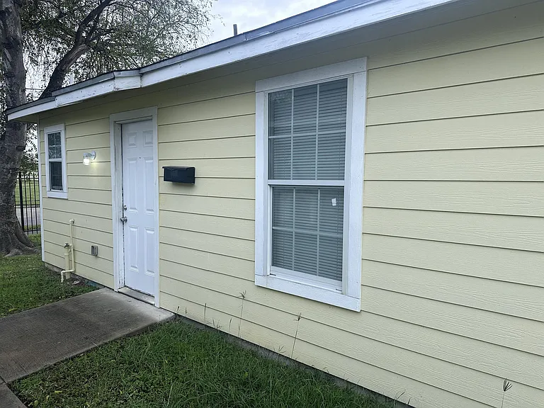 1603 Caldwell St — Photo 25