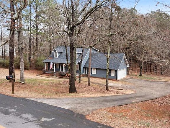 2nd image of 39 Ramblewood Dr SE