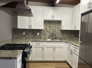 6868 Laurel Canyon Blvd APT 6, North Hollywood, CA 91605