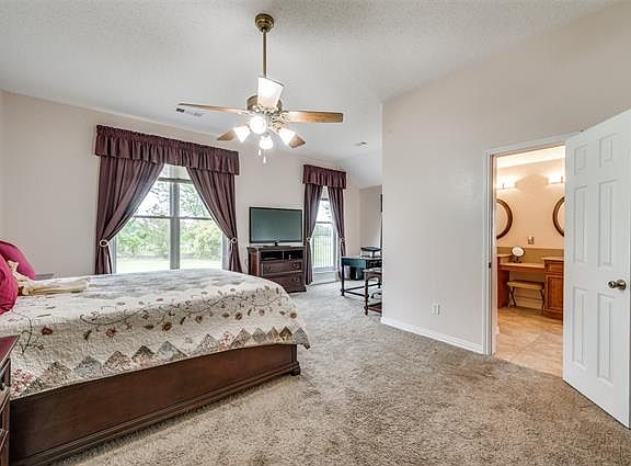 5th image of 890 Overland Dr