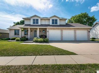 4781 Colonel Dr, Dubuque, IA 52002