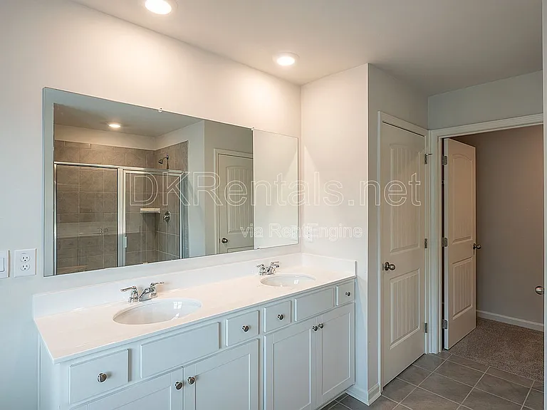 3031 Greyton Dr — Photo 17