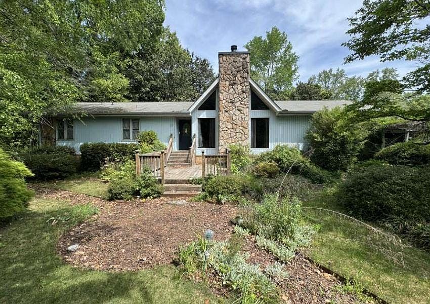 1st image of 6339 S Summers Cir