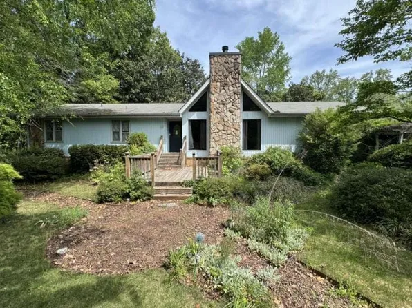 6339 S Summers Cir, Douglasville, GA 30135
