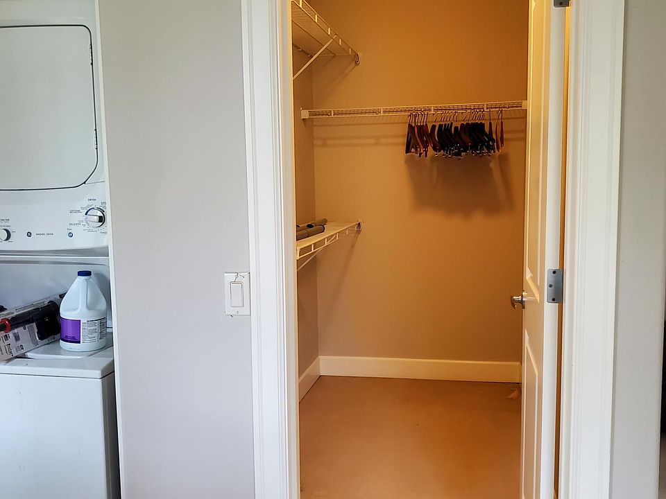 walk in closet and laundry