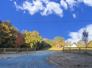 3343 Hayes Rd, Granville, OH 43023