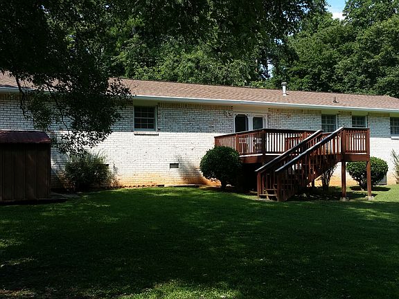 2nd image of 3236 Foxwood Trl SE
