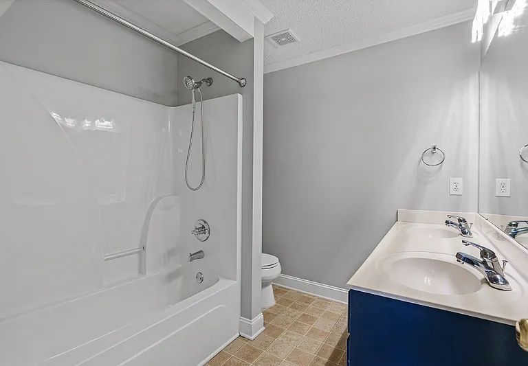 101 Coriander Ln — Photo 23