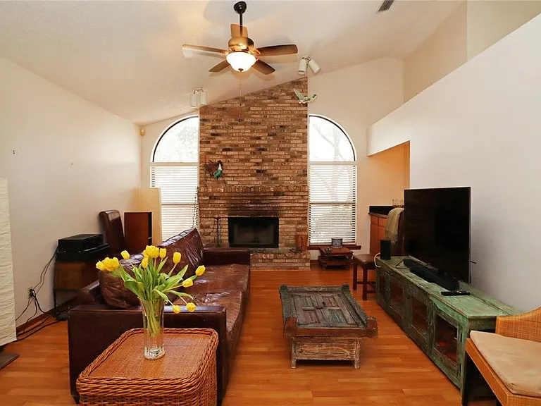 5722 Bay Side Dr — Photo 17