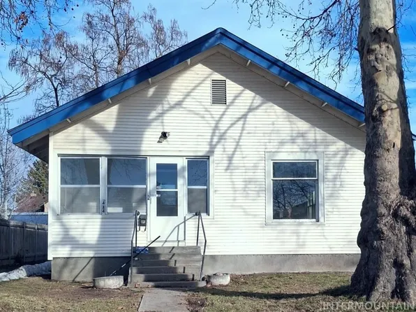 414 N Boise Ave, Emmett, ID 83617