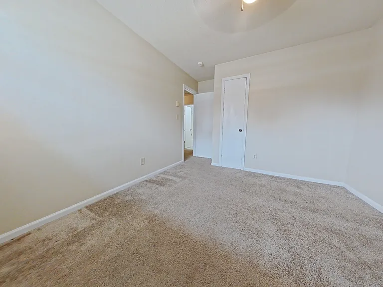 1105 Meadowbrook Blvd — Photo 6
