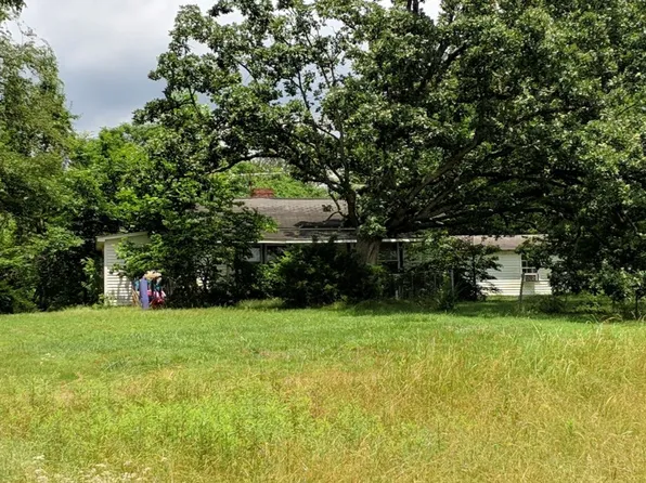 210 Dutchman Rd, Harmony, NC 28634