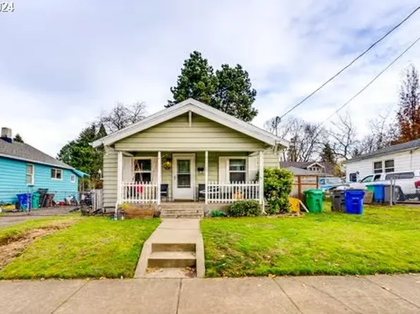 9325 N Central St, Portland, OR 97203