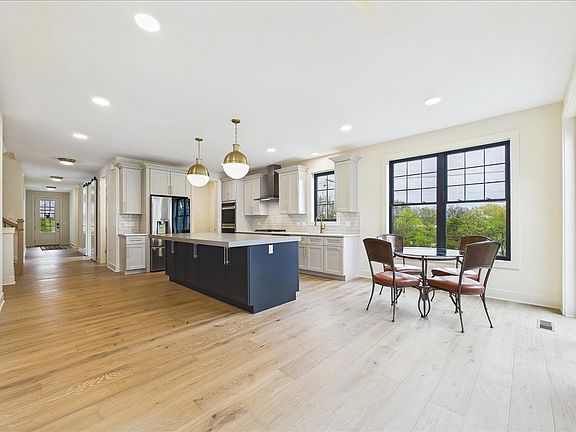 3rd image of 22075 W Casa Bella Vw