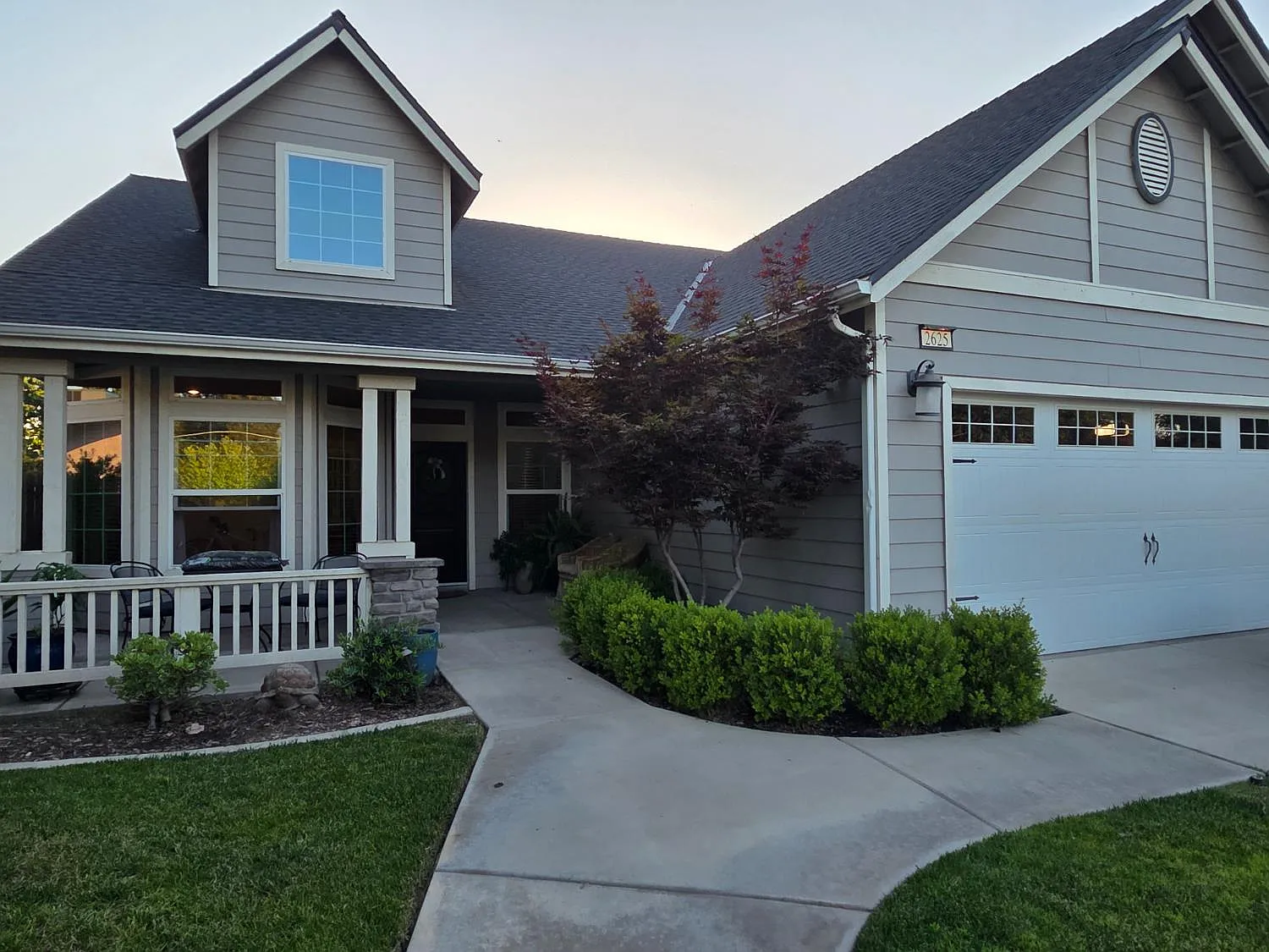 4 bed, 2148 sqft, $3,400 — Photo 4