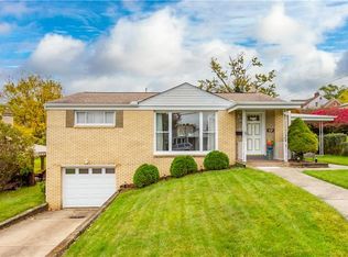 412 Elaine Dr, Pittsburgh, PA 15236