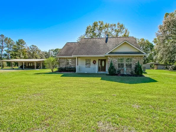 20112 Landmark Ln, Covington, LA 70435