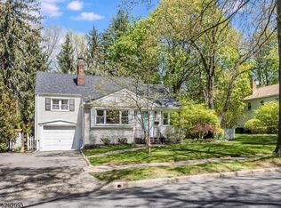5 Reynolds Rd, Glen Ridge, NJ 07028