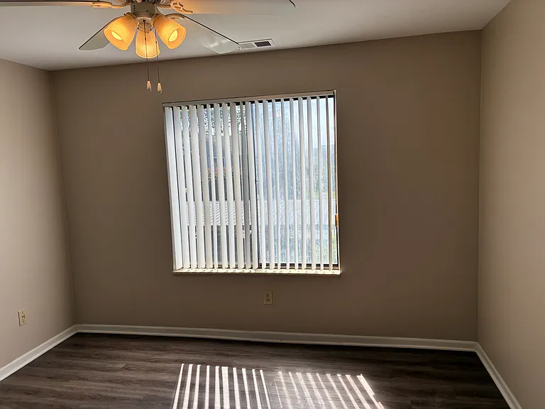 30637 Hidden Pines Ln — Photo 16