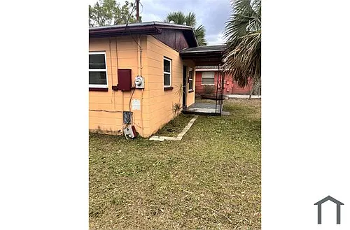 504 Lake St Photo 1