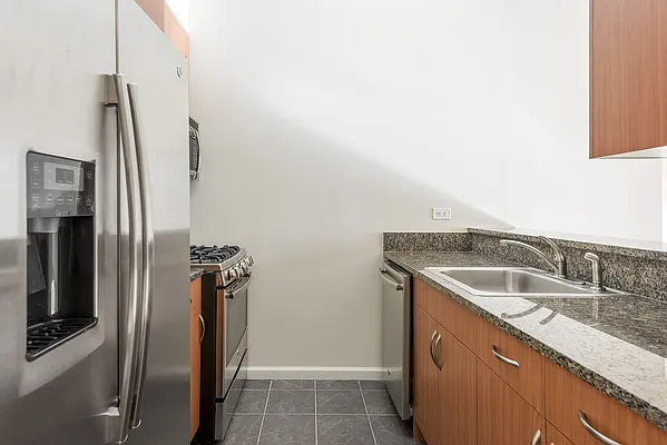 Rented by Chelsea Tower | media 1