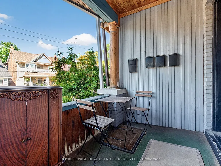 673 Woodbine Ave #2 — Photo 3