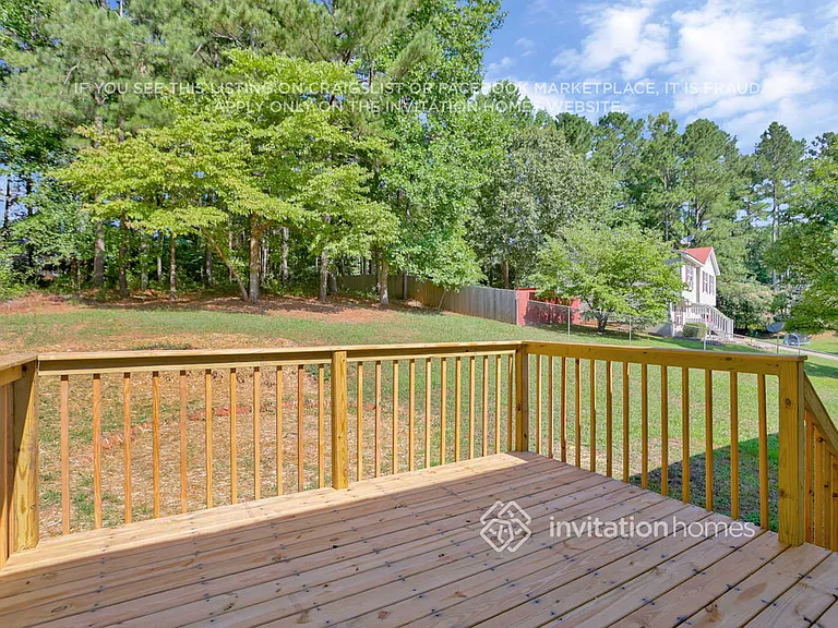 7607 Stonedraw Ct — Photo 18