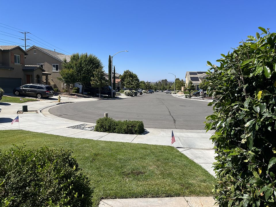 Cul-de-sac view from front door