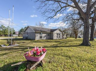 677 S Fm 356, Onalaska, TX 77360