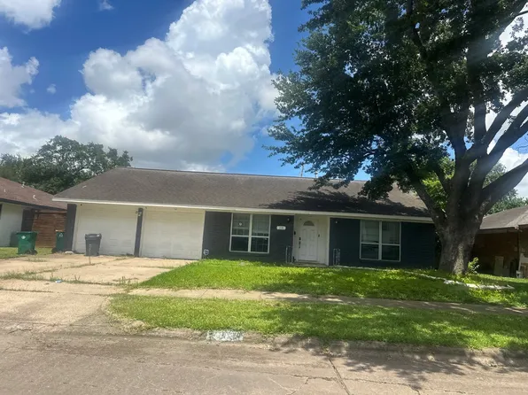 2109 Harper Dr, Pasadena, TX 77502