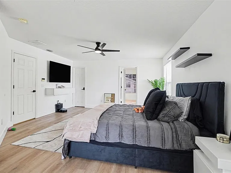 8105 River Mont Way — Photo 11