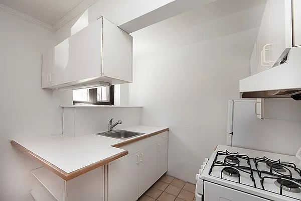 Rented by R New York | media 21