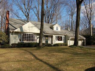 365 Manchester Rd, Ridgewood, NJ 07450